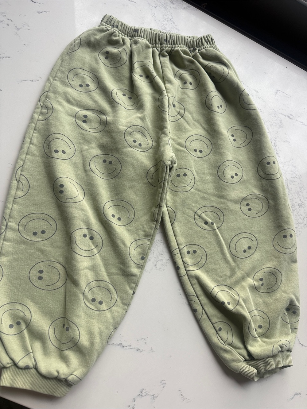 Indy and Pippa Smiley Jogger Set sweatshirt and sweatpants Green Color Size 6T - Picture 5 of 10
